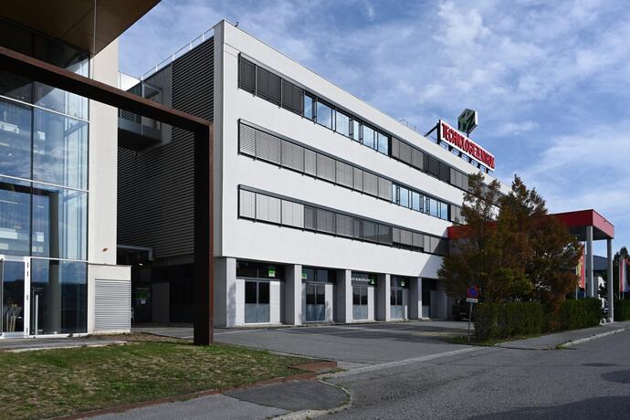 TZN Gebäude Außenaufnahme