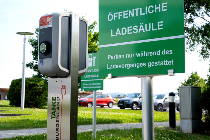TZG Öffentliche Ladesäule