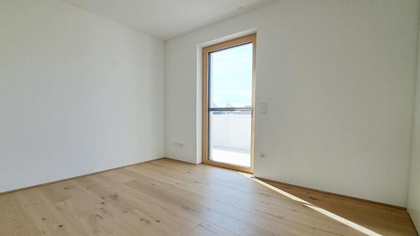 Wohnung Top 19 lichtdurchflutetes Zimmer
